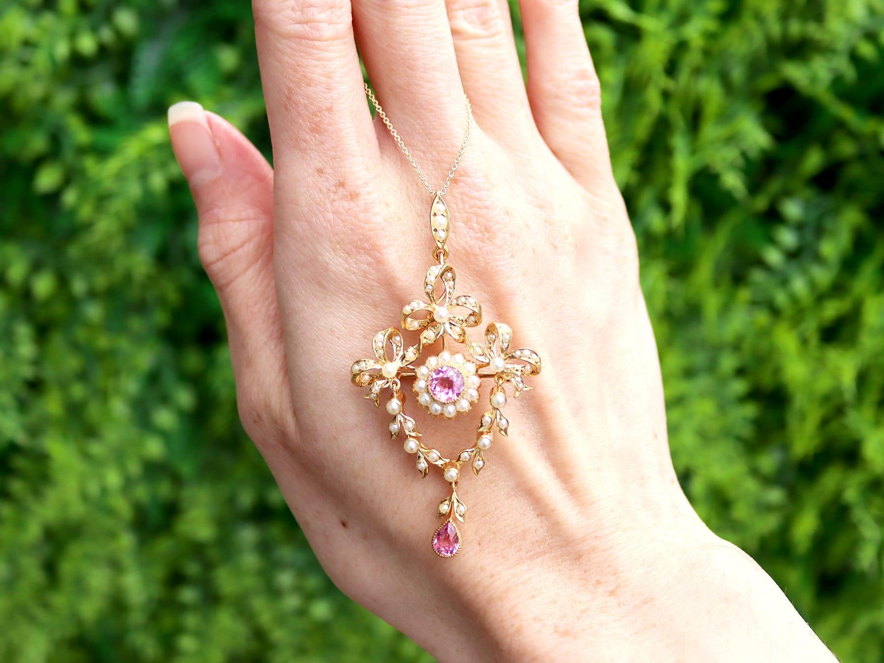 A stunning, fine and impressive antique Victorian 1.10 carat pink tourmaline and seed pearl, 15 karat yellow gold pendant / brooch - boxed; part of our diverse collection of antique tourmaline jewelry.

This stunning, fine and impressive antique