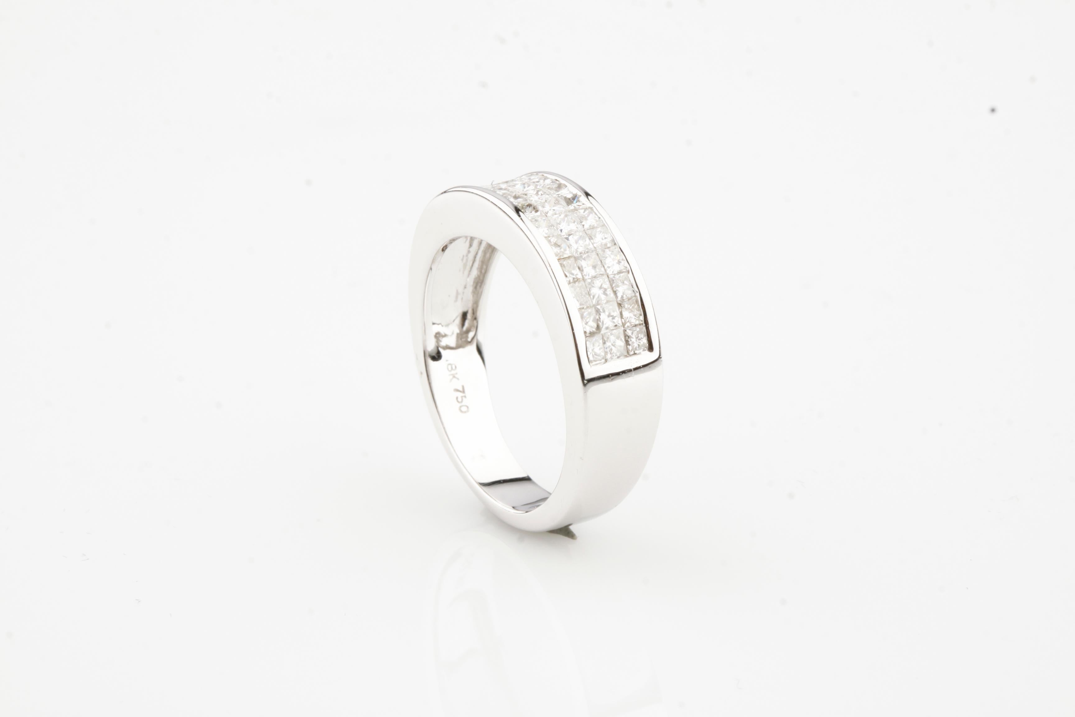 Princess Cut 1.10 Carat Princess Diamond Plaque Band Ring in White Gold For Sale