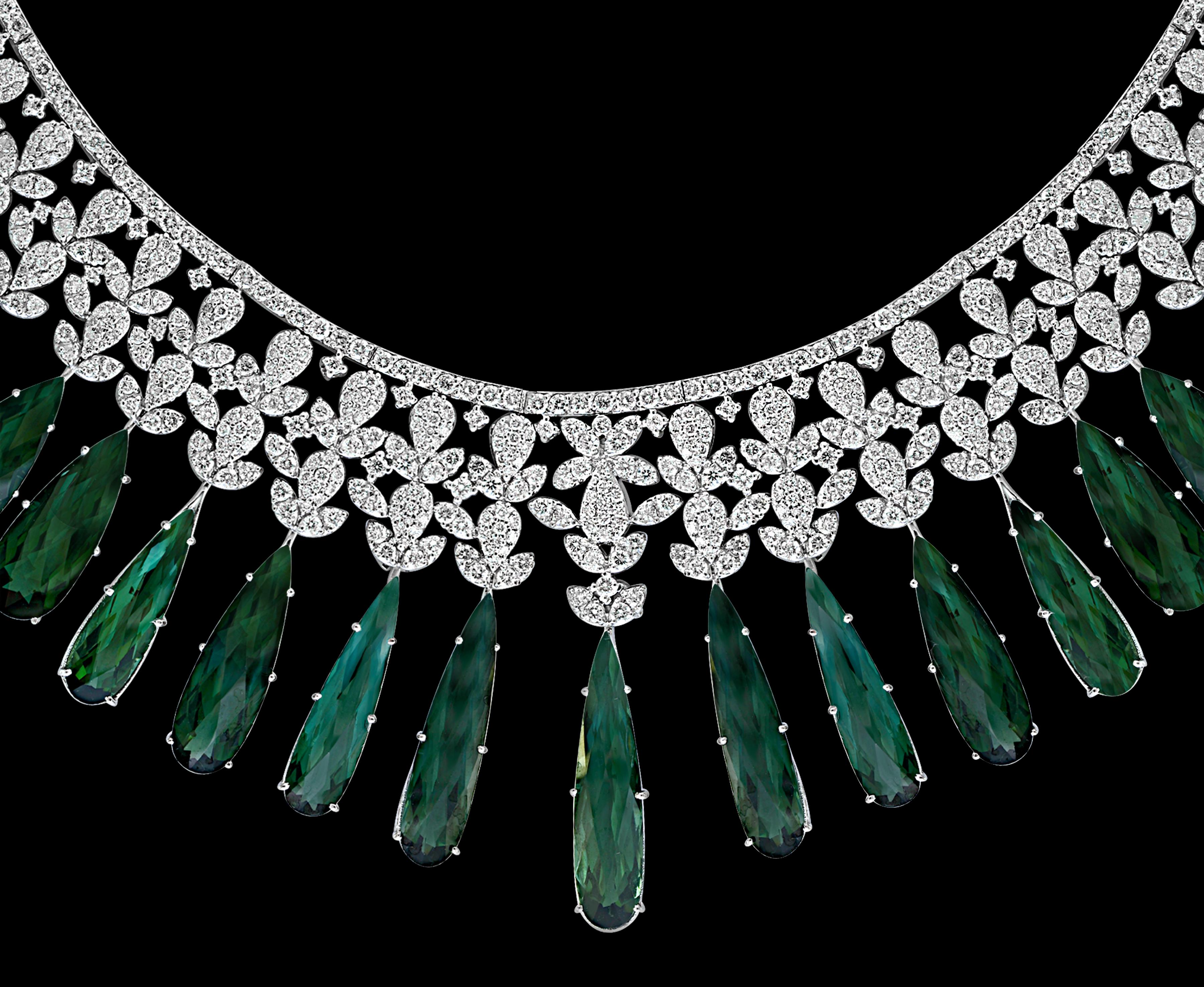 110 Carat Tear Drop Green Tourmaline and 25 Ct Diamond Necklace Suite 18 K Gold In Excellent Condition For Sale In New York, NY