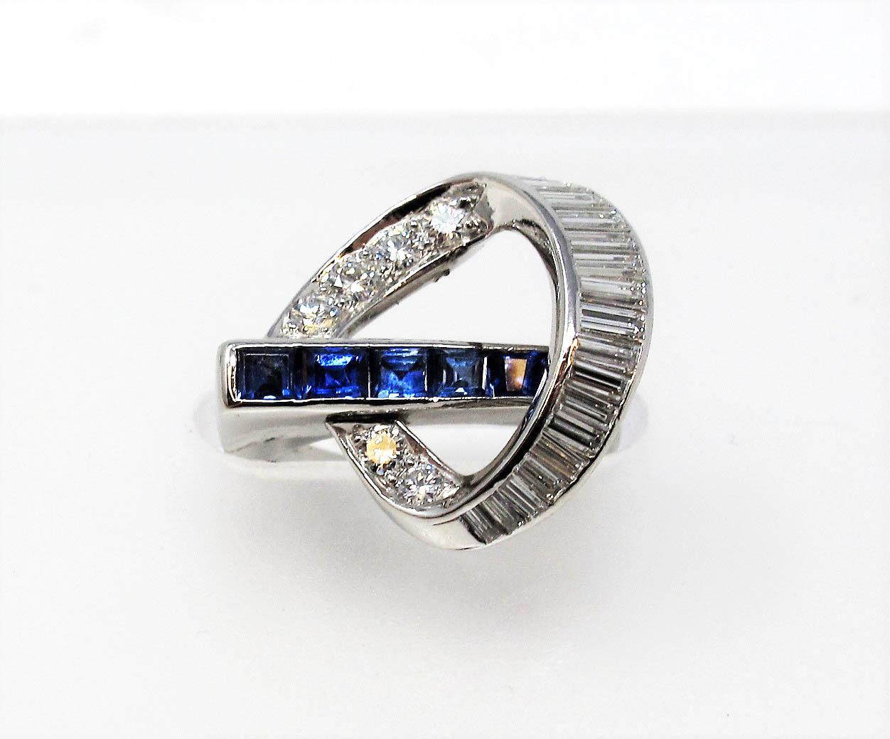 1.10 Carat Total Diamond and Sapphire Swirl Cocktail Ring in Platinum For Sale 4
