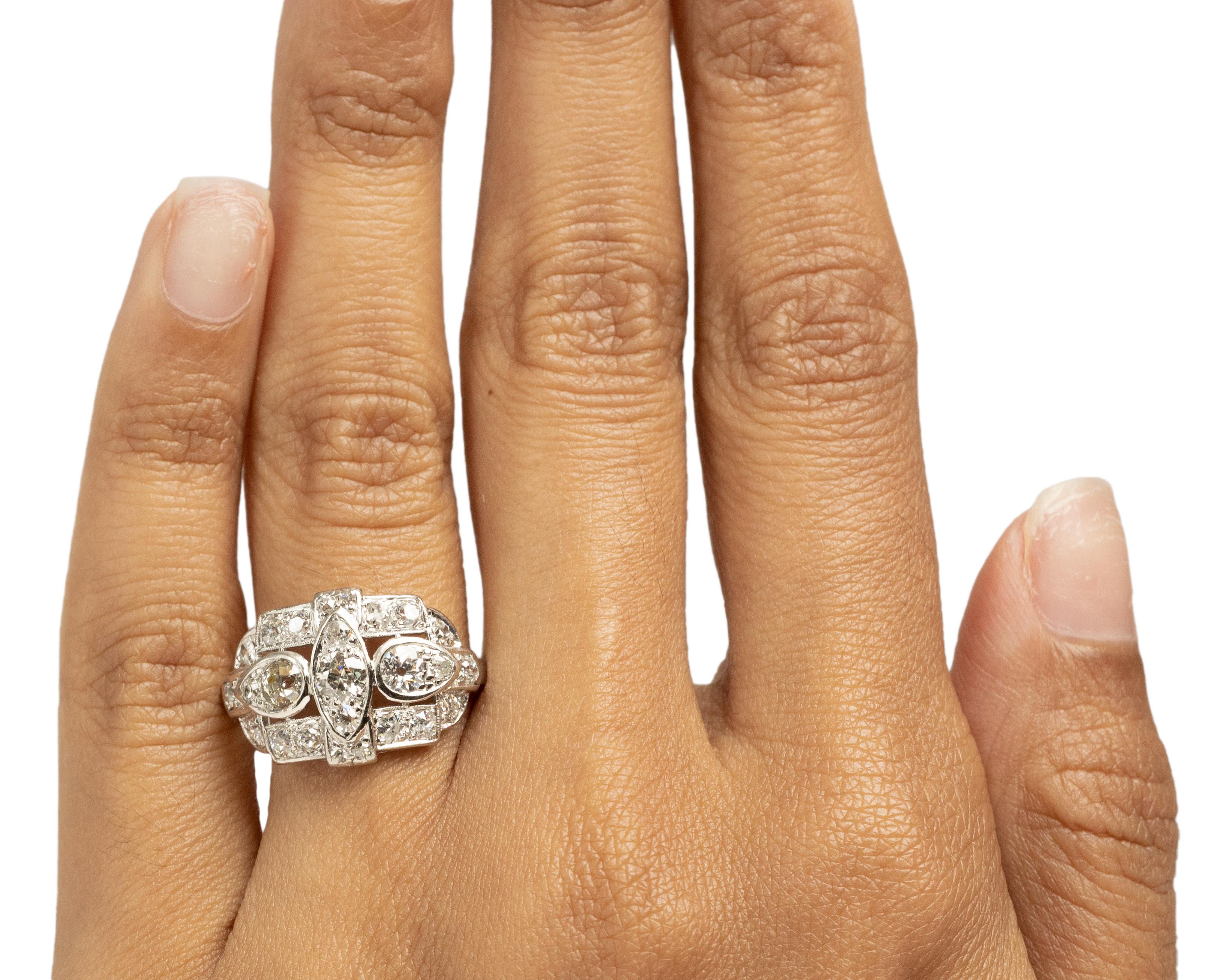 Women's 1.10 Carat Total Weight Art Deco Diamond Platinum Engagement Ring For Sale