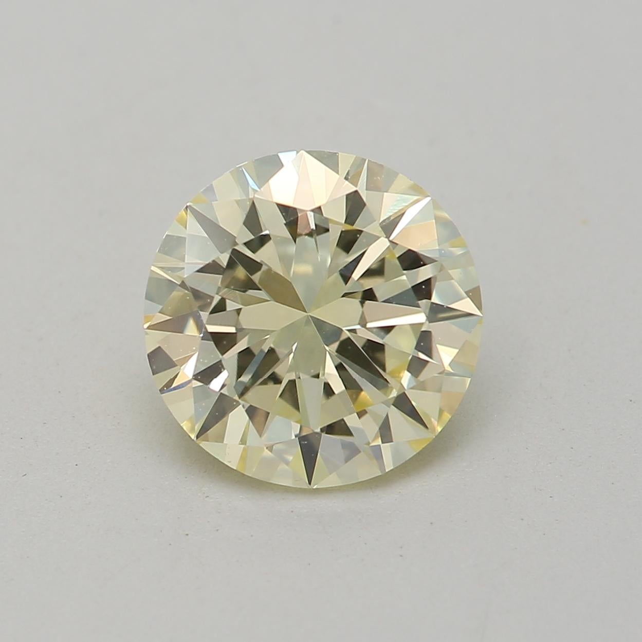 1.10 Carat Round cut diamond VS1 Clarity GIA Certified For Sale 1