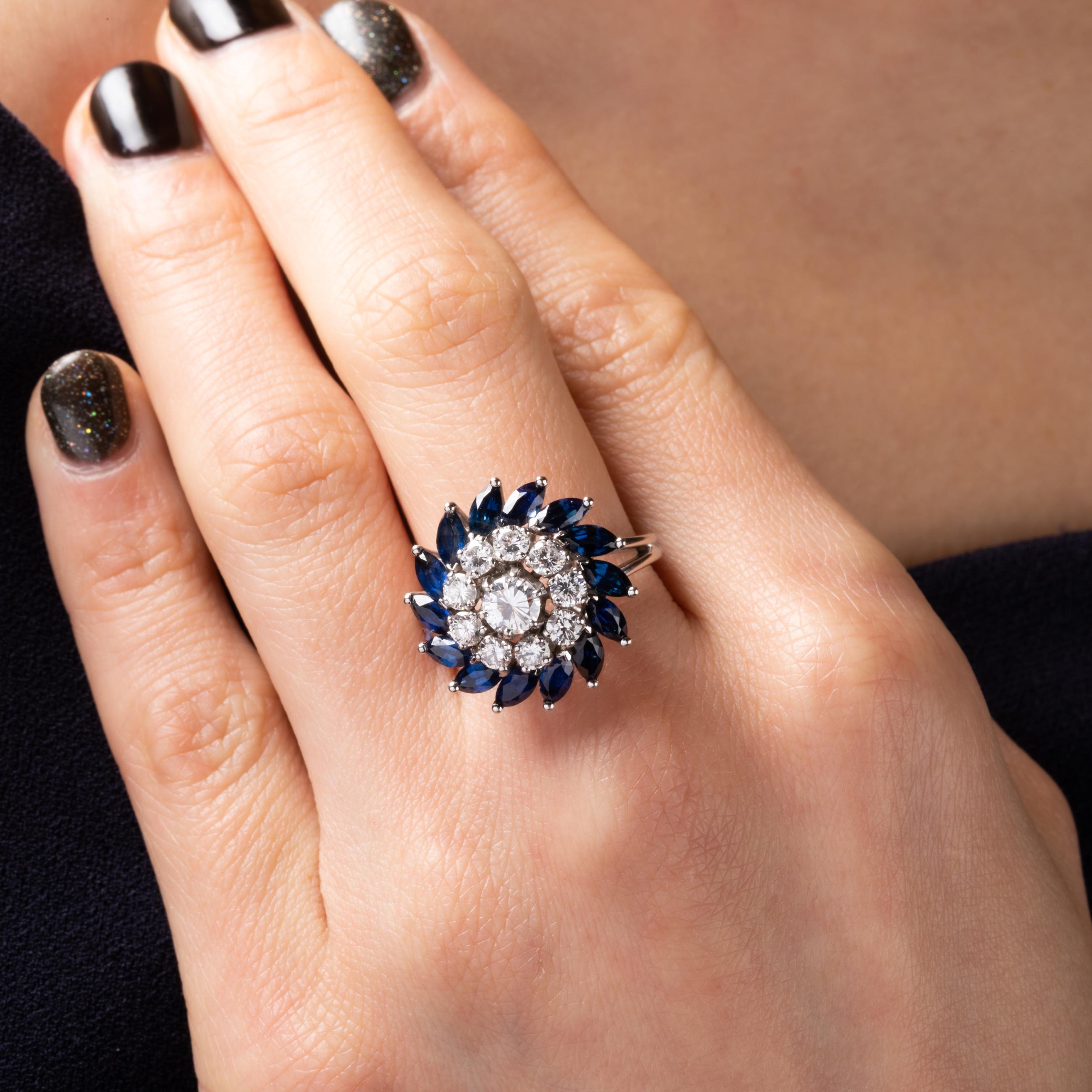 1,10 Karat Diamanten und Saphire Französischer Vintage-Ring im Angebot 4