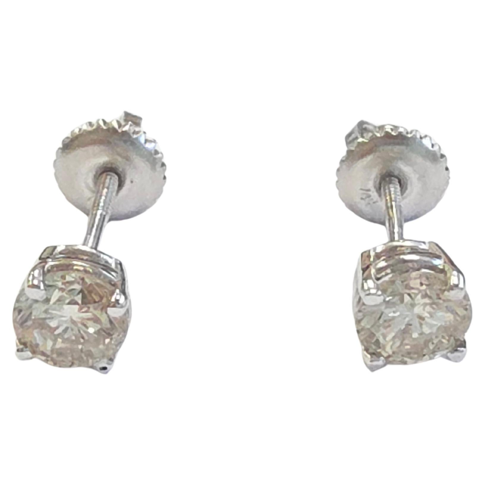 1.10 Carats Natural Diamond Round Shape Studs 14 Karat White Gold For Sale