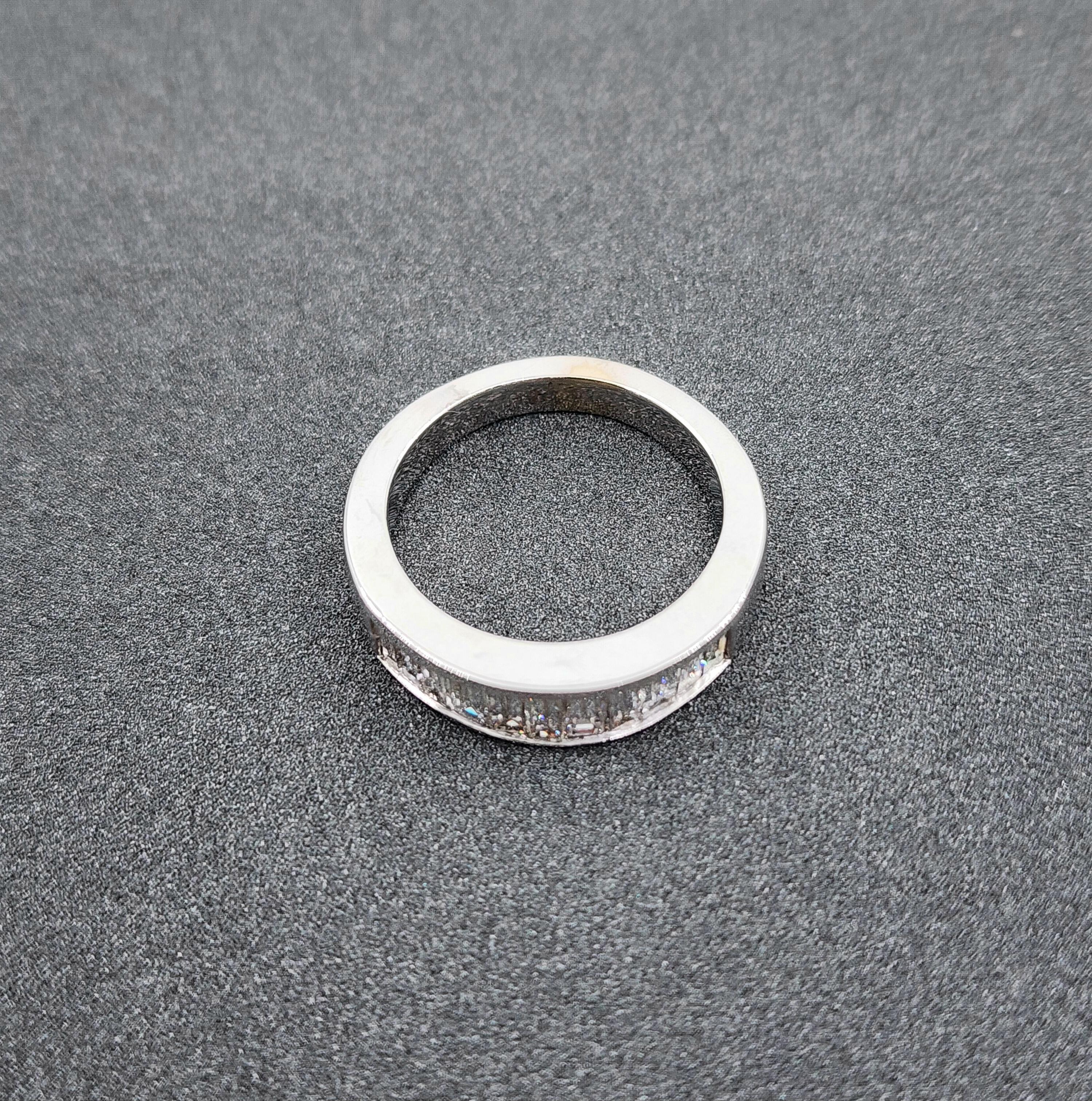 Baguette Cut 1.10 ct Baguette Diamond Band For Sale