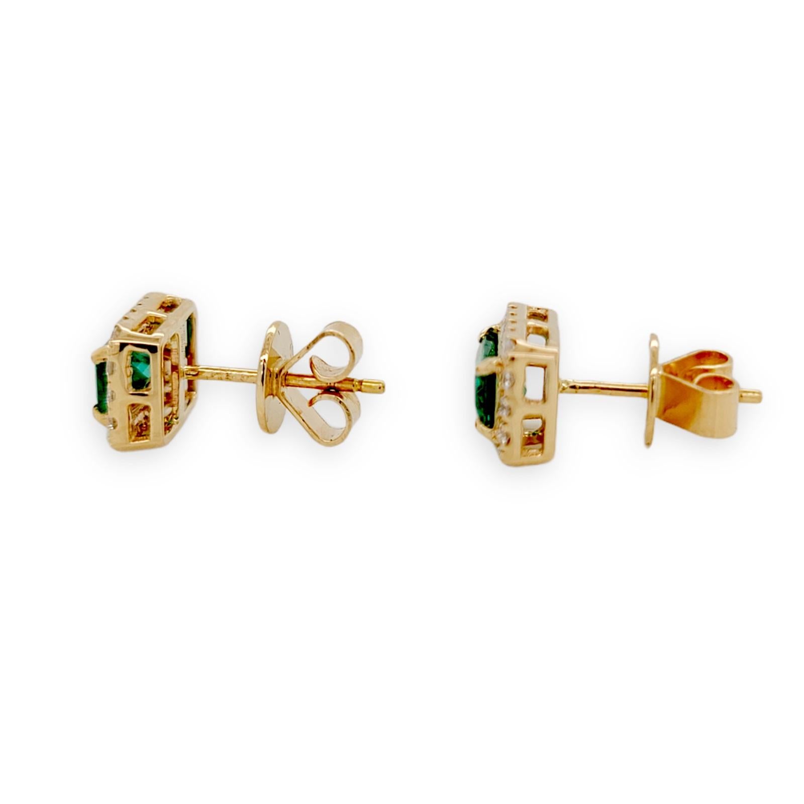 Women's or Men's 1.10 Ct Colombian Emerald & 0.30 Ct Diamonds in 14k Yellow Gold Stud Earrings For Sale