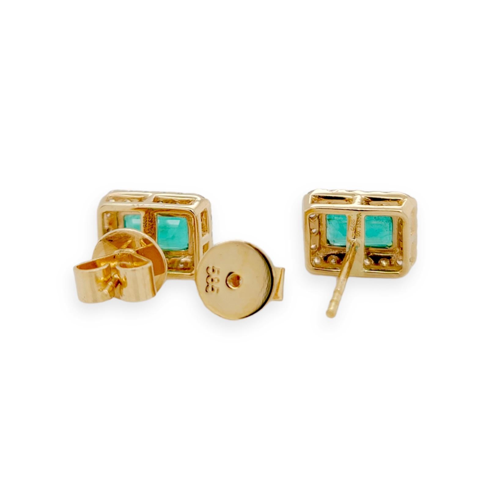 1.10 Ct Colombian Emerald & 0.30 Ct Diamonds in 14k Yellow Gold Stud Earrings For Sale 1
