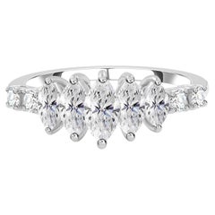 1,10 ct. Diamant-Cluster-Ring mit Marquise-Schliff aus 18 Karat Weißgold