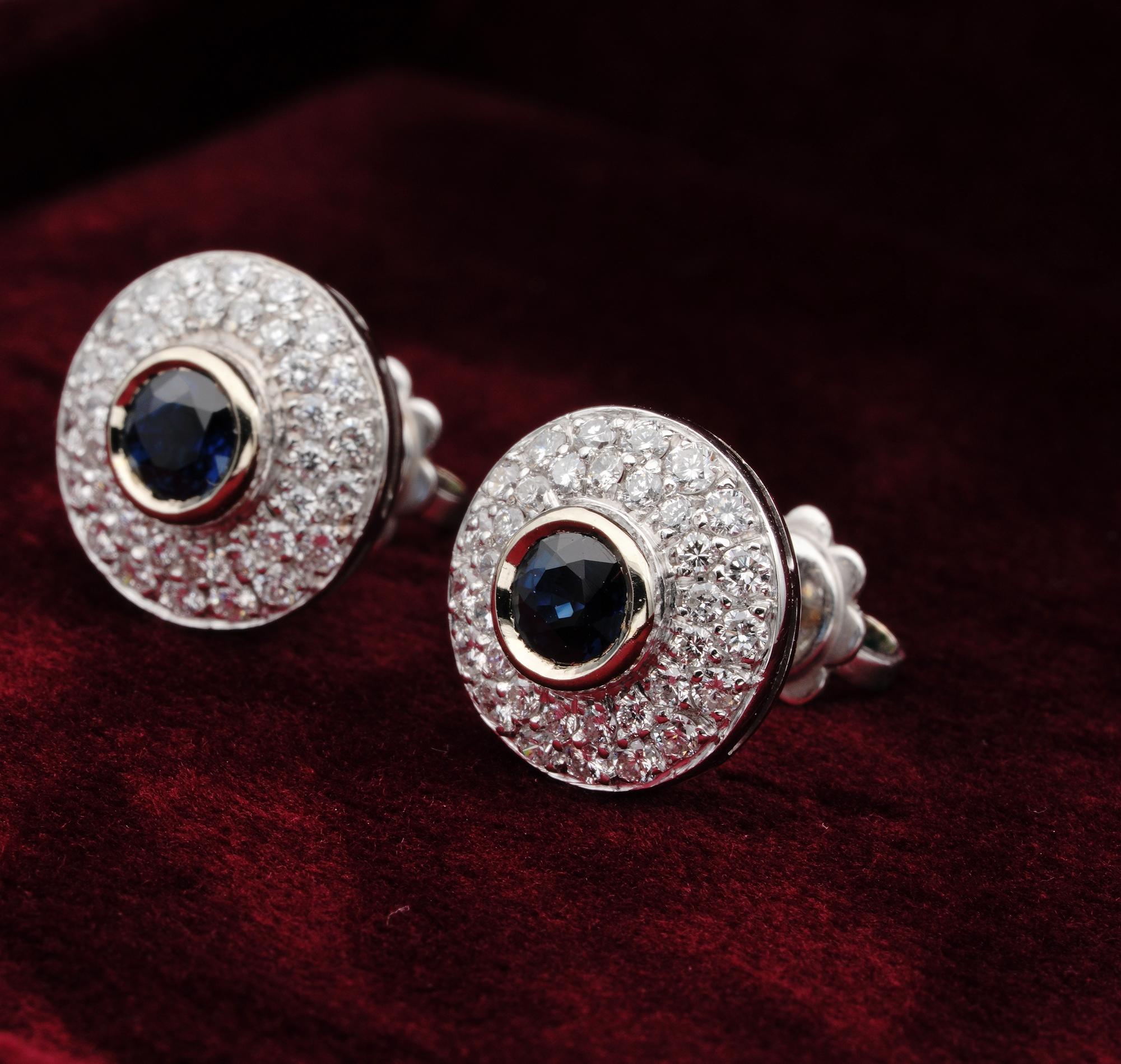 Women's or Men's 1.10 Ct Natural Sapphire 1.20 Ct G VVS Diamond Target Earrings For Sale