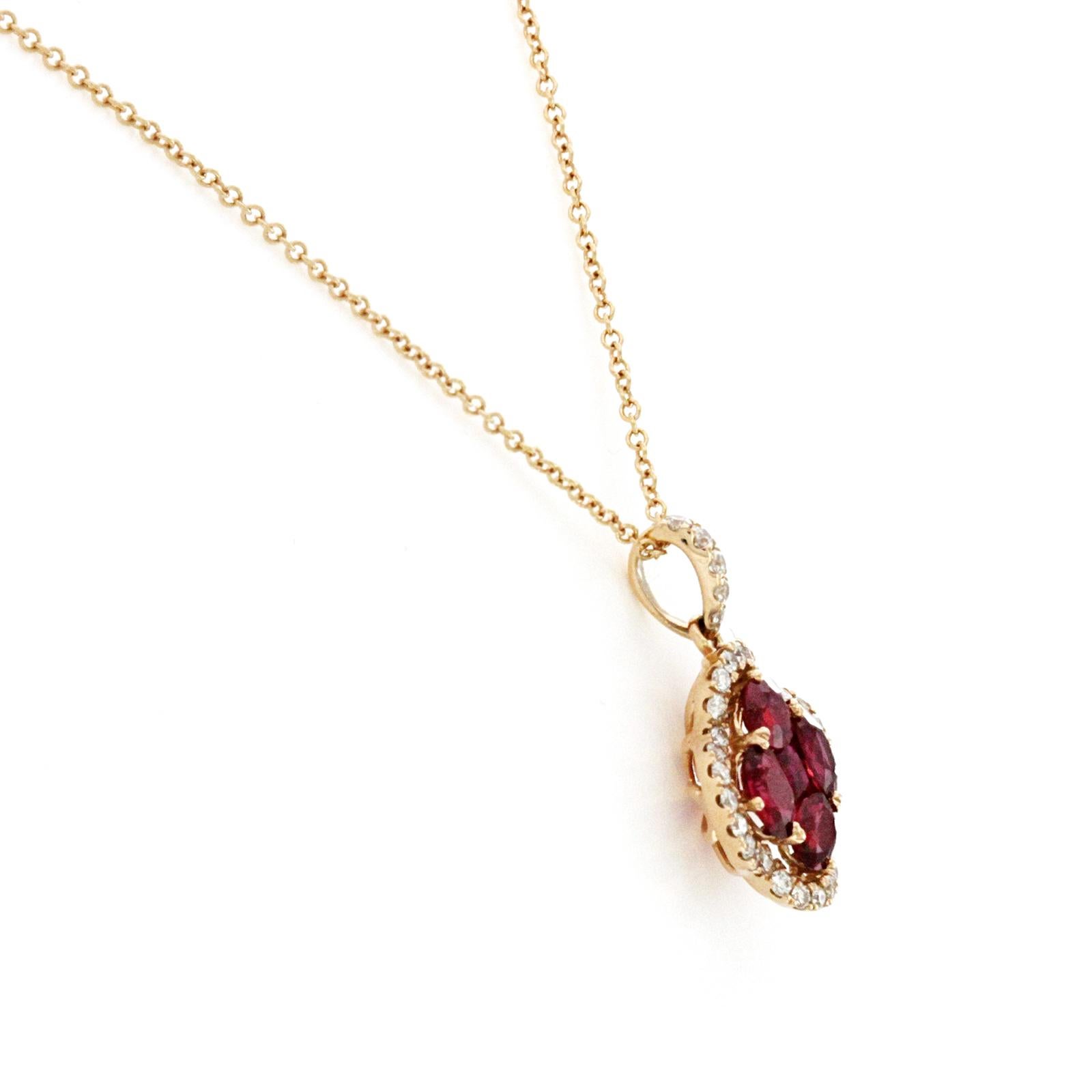Women's 1.10 CT Ruby 0.25 CT Diamond 18K Rose Gold Four Leaf Flower Pendant Necklace For Sale