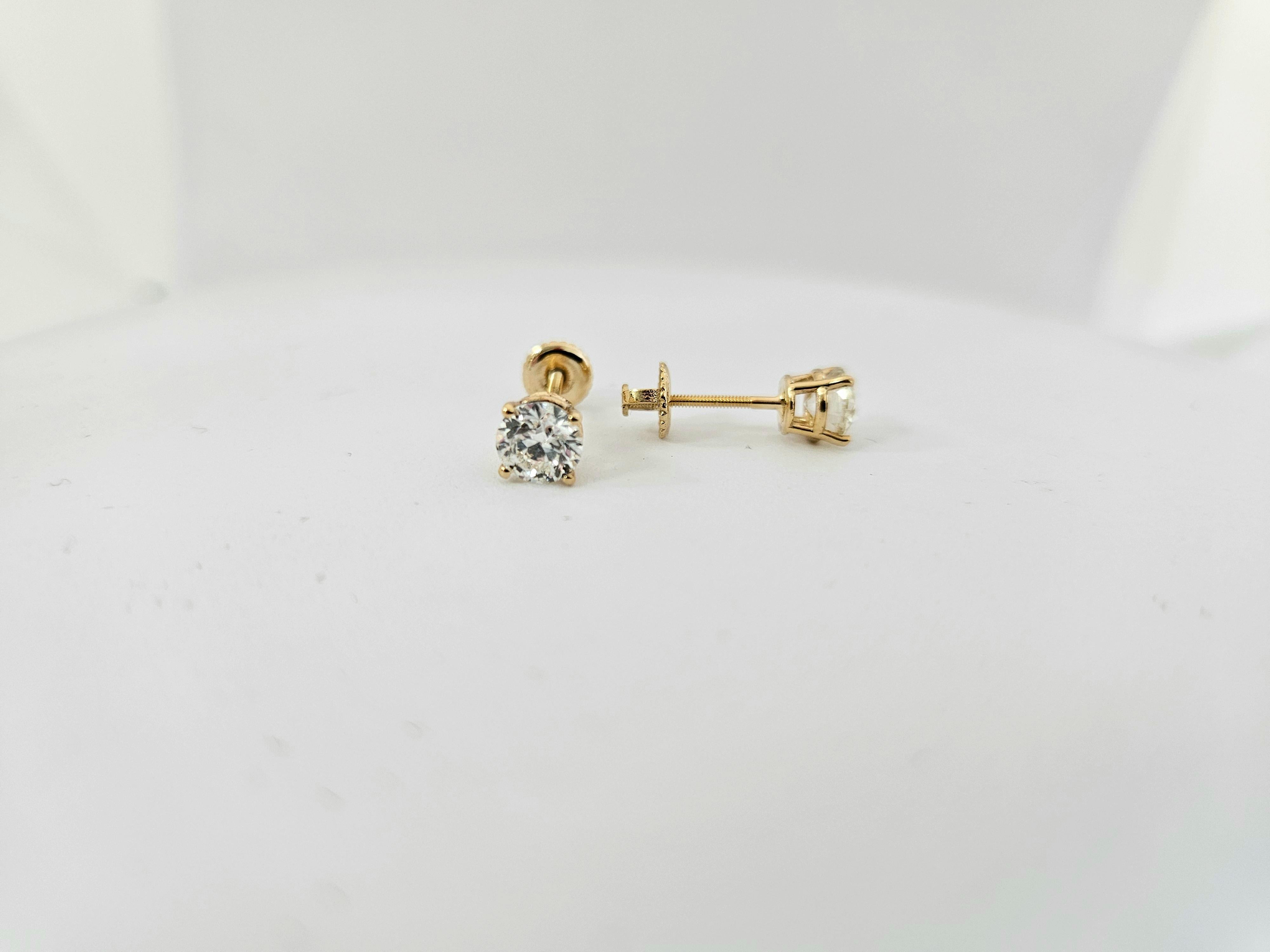 1.10 Ctw Natural Diamond Round Sqrue back Studs 14K Yellow Gold In New Condition For Sale In Great Neck, NY