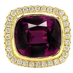 11.00 Carat Natural Neon Purple Garnet Diamond 18K Yellow Gold Ring
