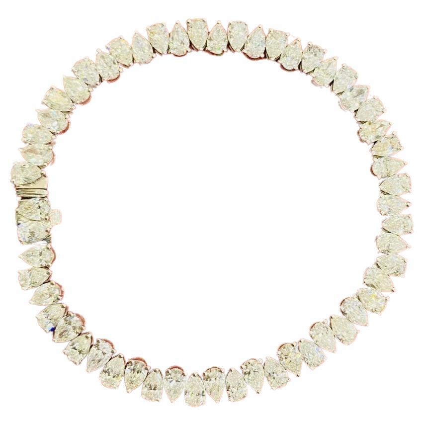 11.00 Carat Pear Shape Natural Diamonds Tennis Gold Bracelet