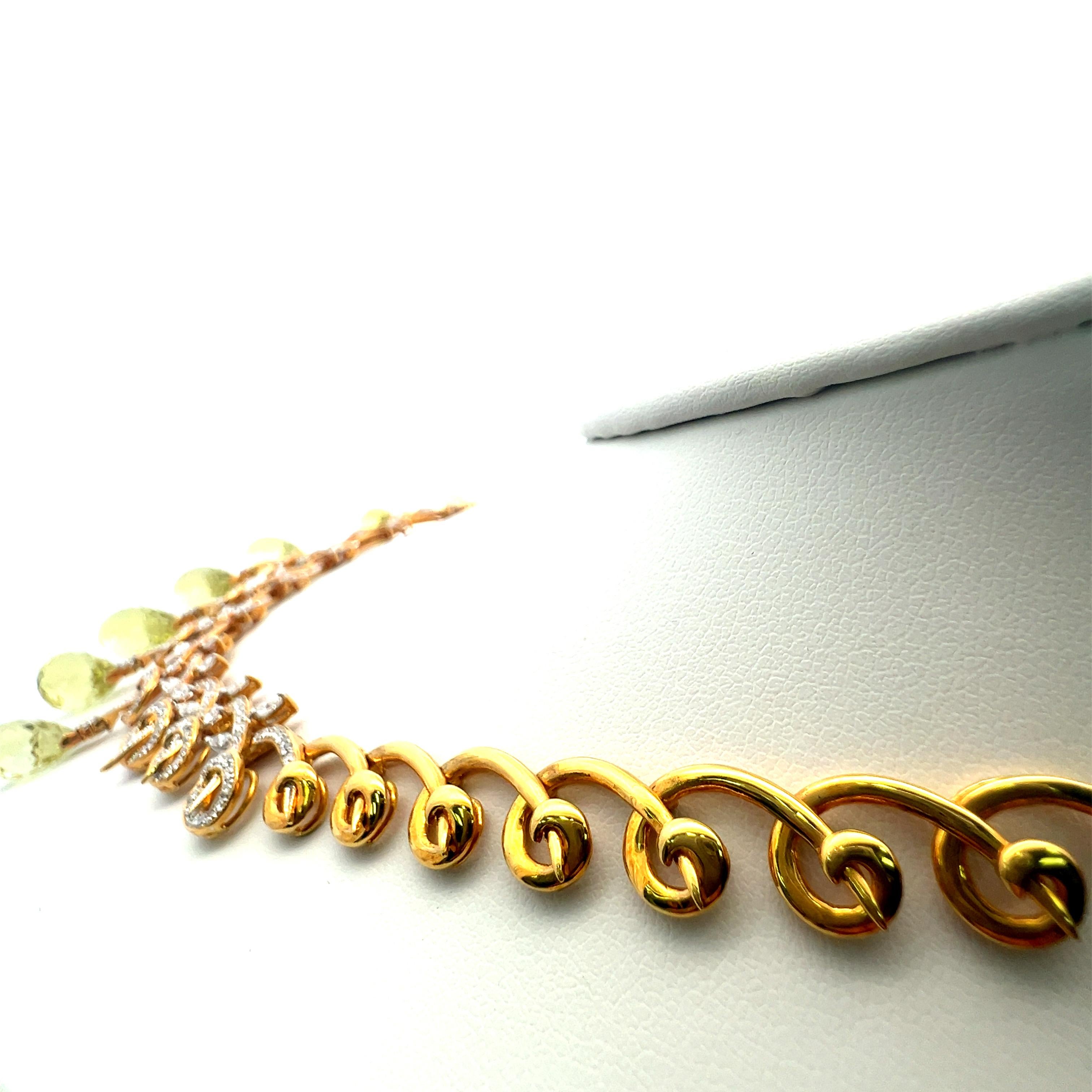 Taille ronde 11.00 Carat Round Brilliant Diamond 18 Karat Yellow Gold Statement Necklace (Collier en or jaune 18 carats) en vente