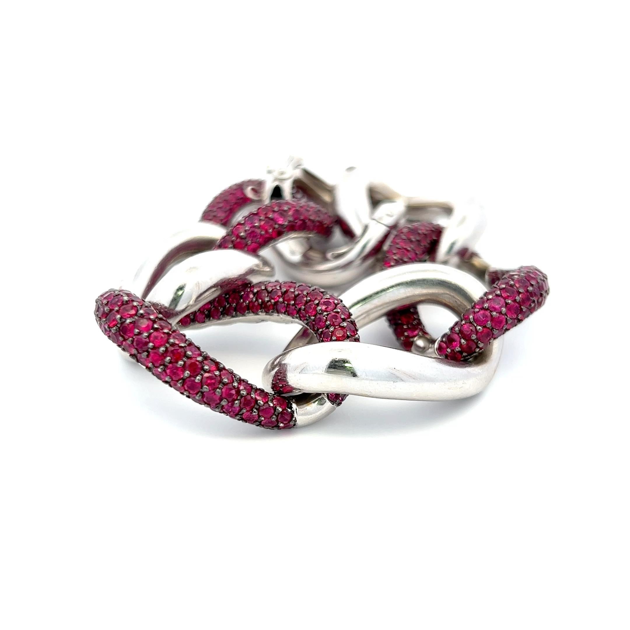 Donna Rubino rotondo da 11,00 carati 107,20 grammi Bracciale A Link in oro bianco 18 carati in vendita