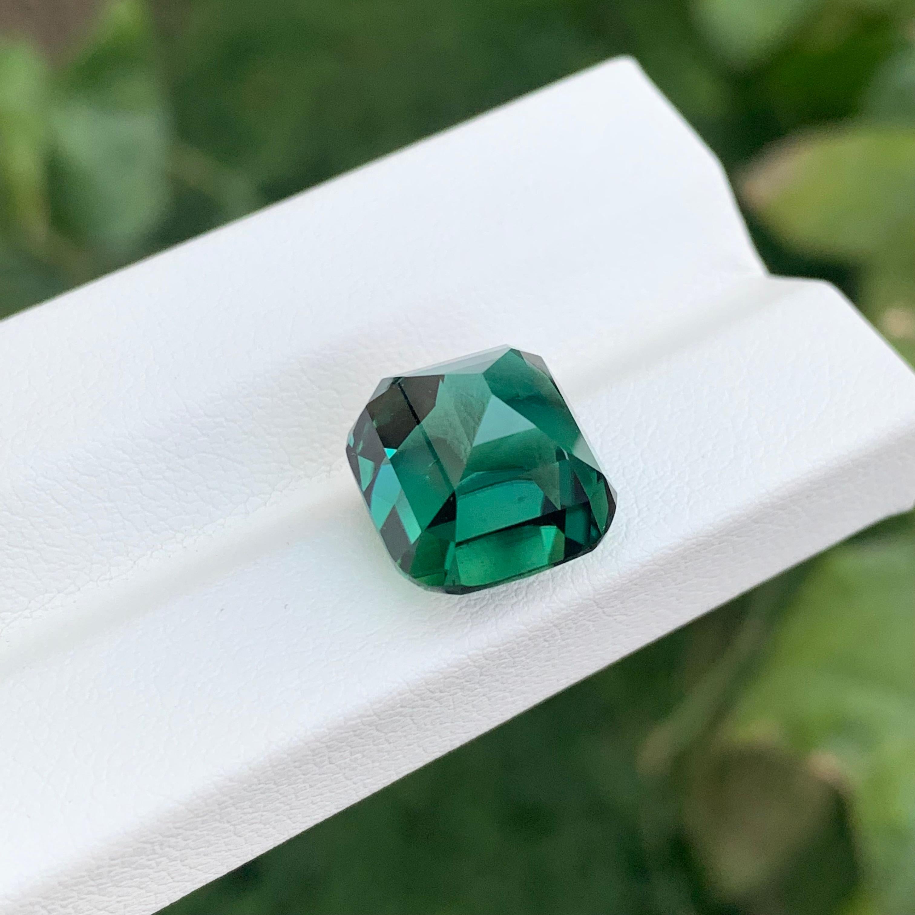11.00 Carat Top Quality Natural Loose Green Blue Tourmaline loupe Clean In New Condition For Sale In Peshawar, PK