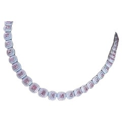 11.00 Carats Fancy Pink Diamond 5.40 Ct Diamonds Collier en or 18K