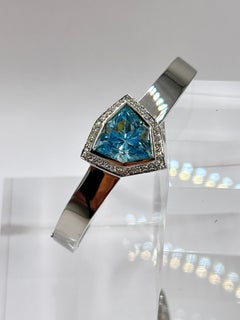 11.00 CT Fantasy Cut Aquamarine and Diamond Bracelet 14 KT white gold