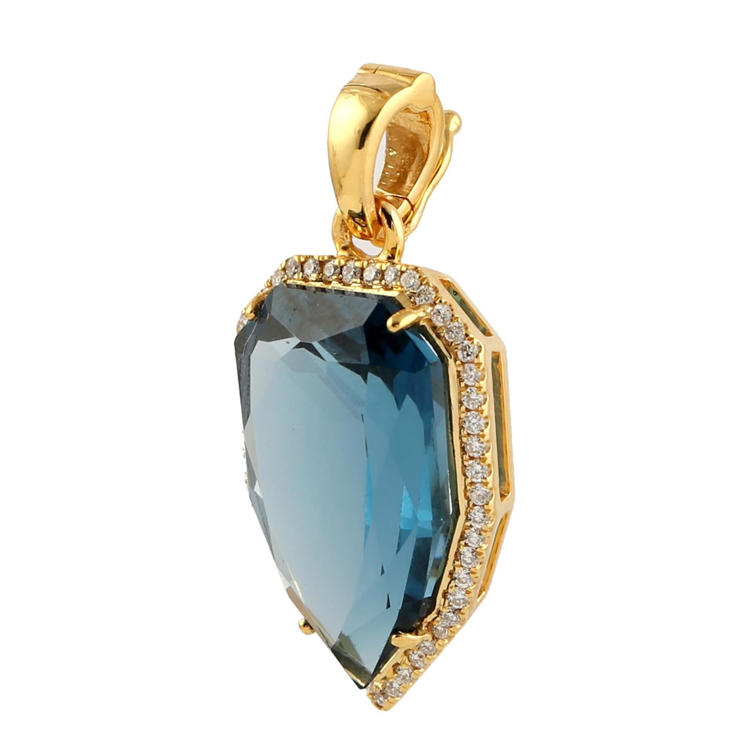 Taille rose Collier pendentif en or 14k avec topaze bleue et diamant 11,02ct en vente