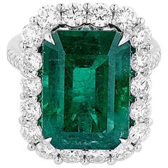 11.04 Carat Natural Unheated Vivid Green Emerald Diamond 18 Karat Gold Ring