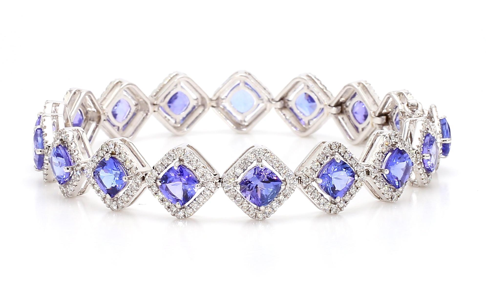 11.04 Carat Tanzanite and Diamond Bracelet in 18K Gold For Sale 1