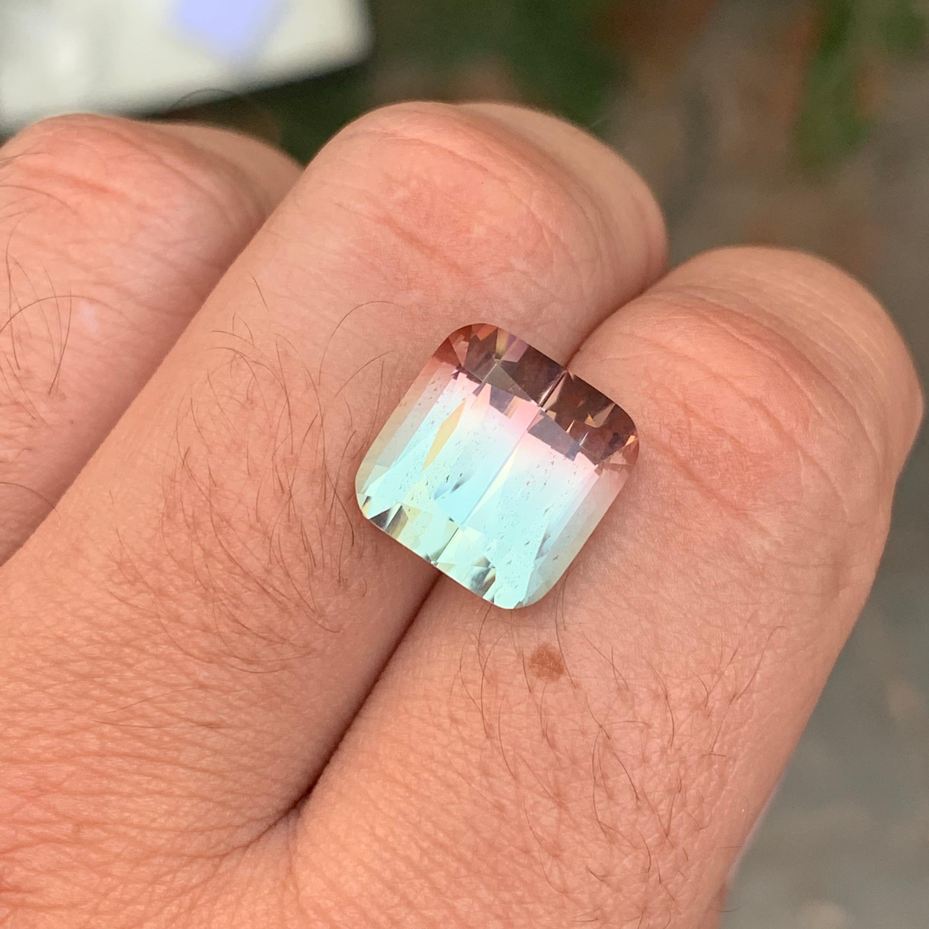 11.05 Carat Excellent Faceted Bi Colour Tourmaline Square Shape Gemstone (pierre précieuse de forme carrée en tourmaline bicolore) en vente 5