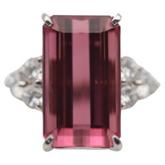 Platinring mit 11,05 Karat rosa Turmalin und Diamant