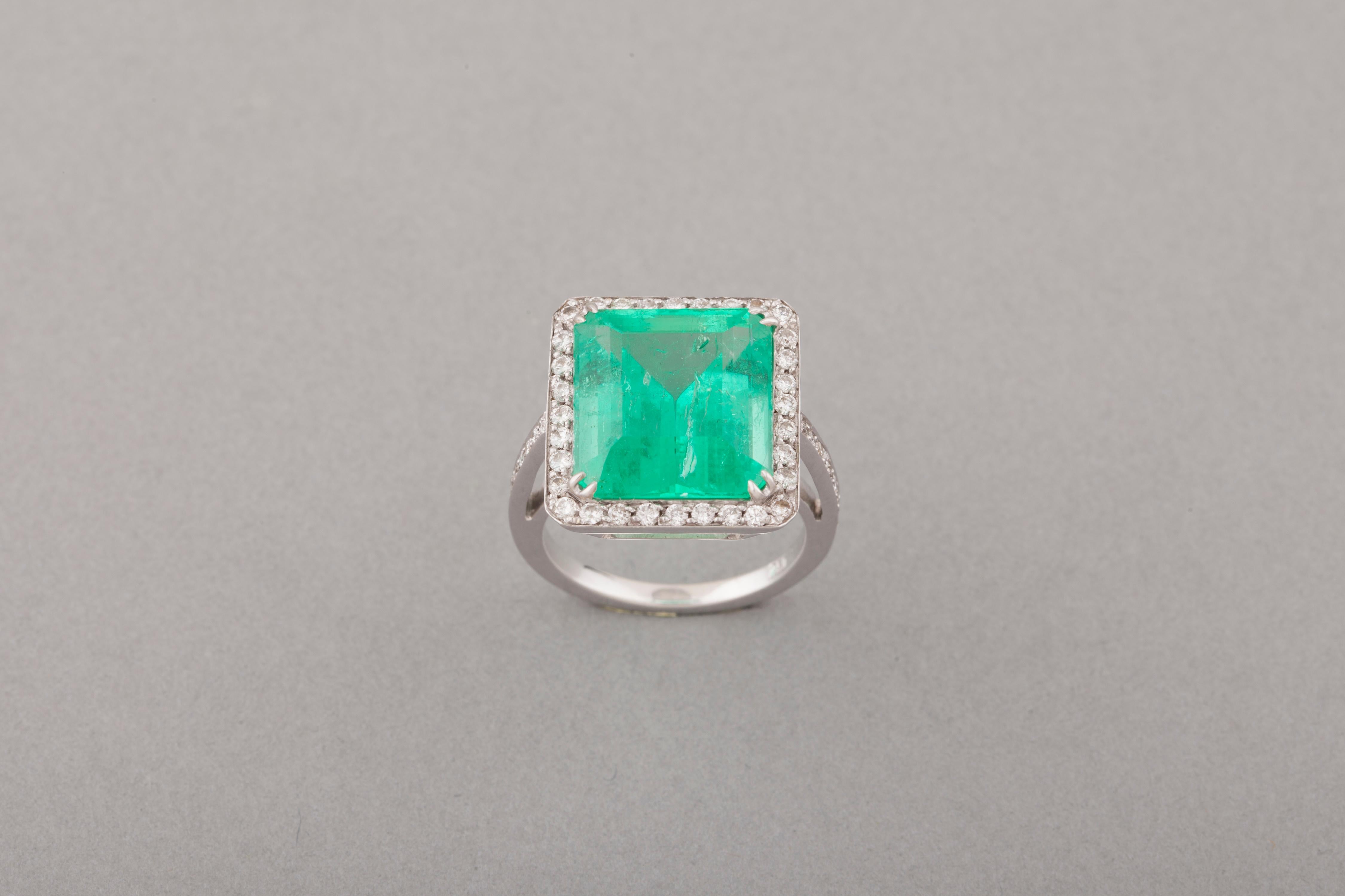 11.06 Carat French Emerald Ring 7