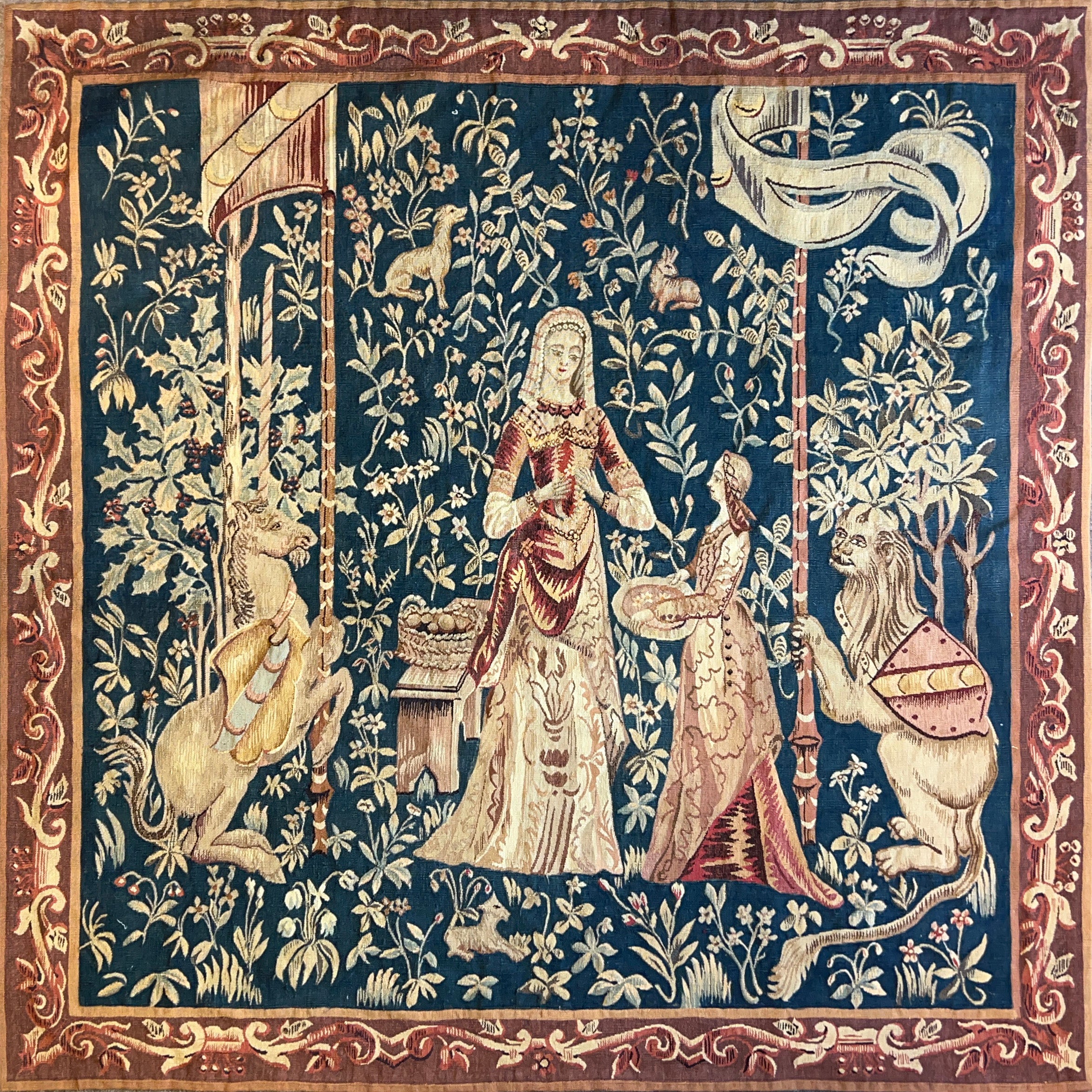 1107 - Tapisserie d'Aubusson du 19ème siècle - Dame avec la licorne