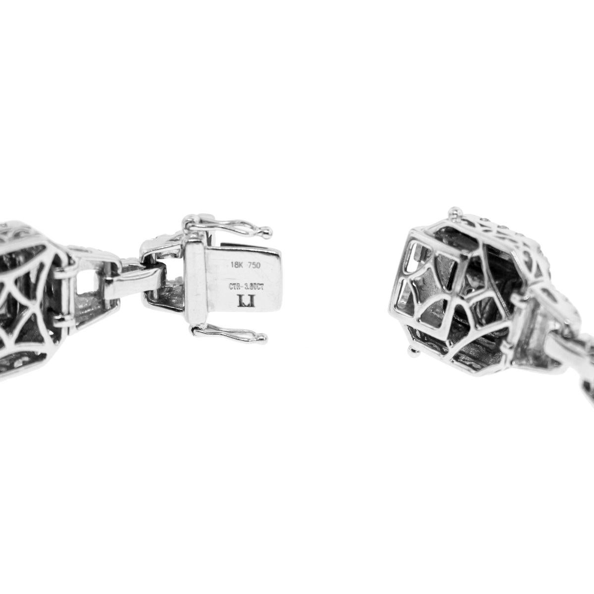 11,08 Karat Diamant-Armband mit 7 Stationen (Radiantschliff) im Angebot
