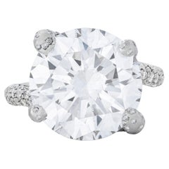 11.08 Carat Round Brilliant Statement Brilliant White /F color VS Diamond Ring