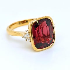 11.09 Carat Rhodolite Garnet Fancy Diamond Yellow Gold Ring