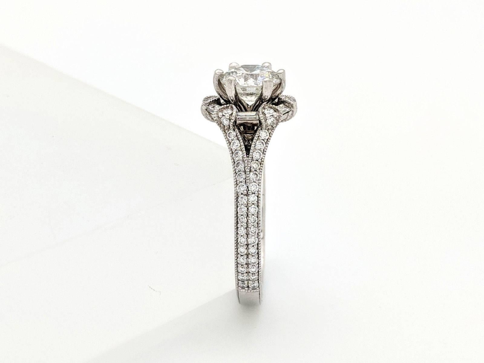 1.10cat. Round Brilliant Cut Natural Diamond Engagement Ring GIA Certified SI2/I For Sale 3