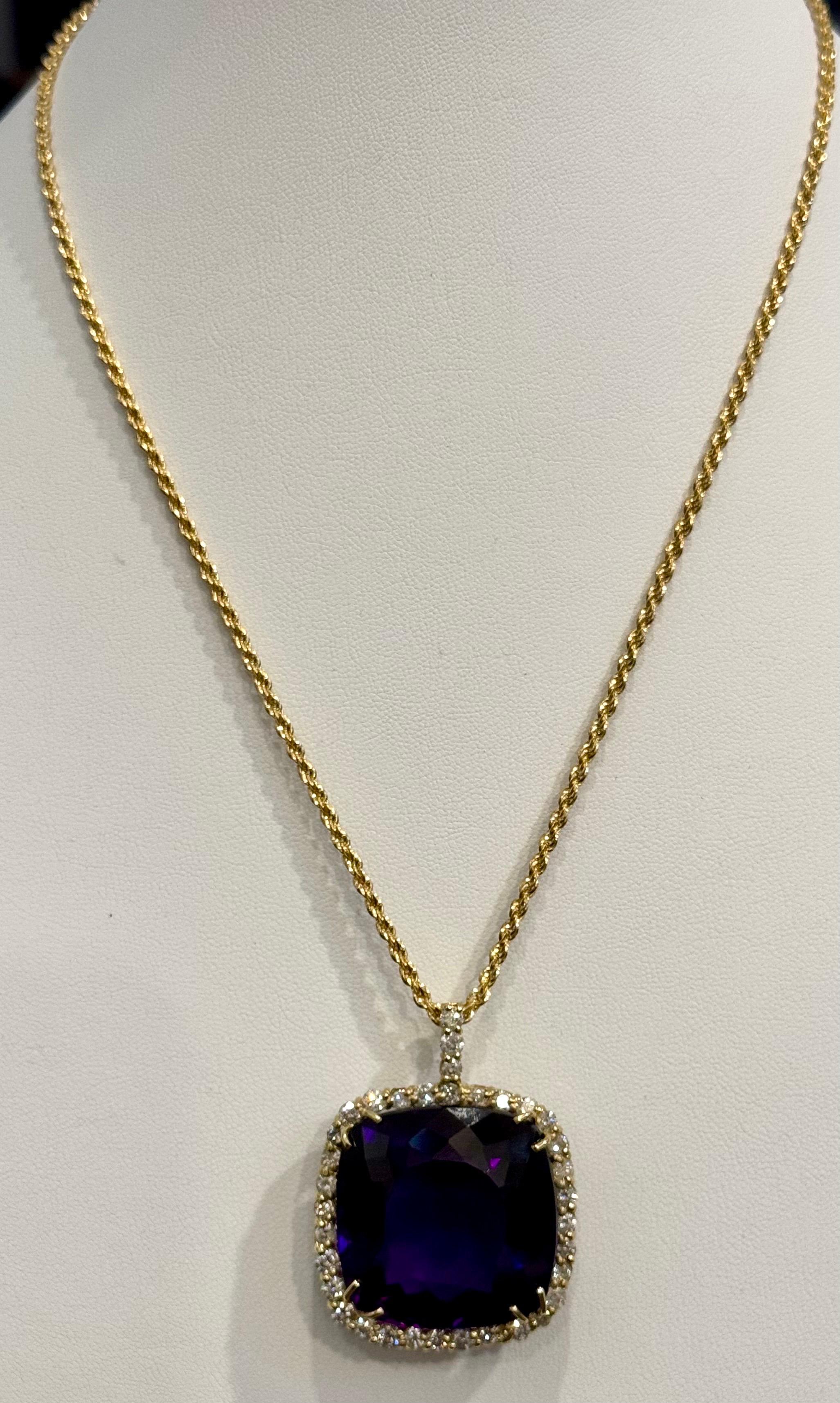 110Ct  Cushion Amethyst & 5 Ct Diamond Pendant Necklace 14 K Yellow Gold + Chain For Sale 10