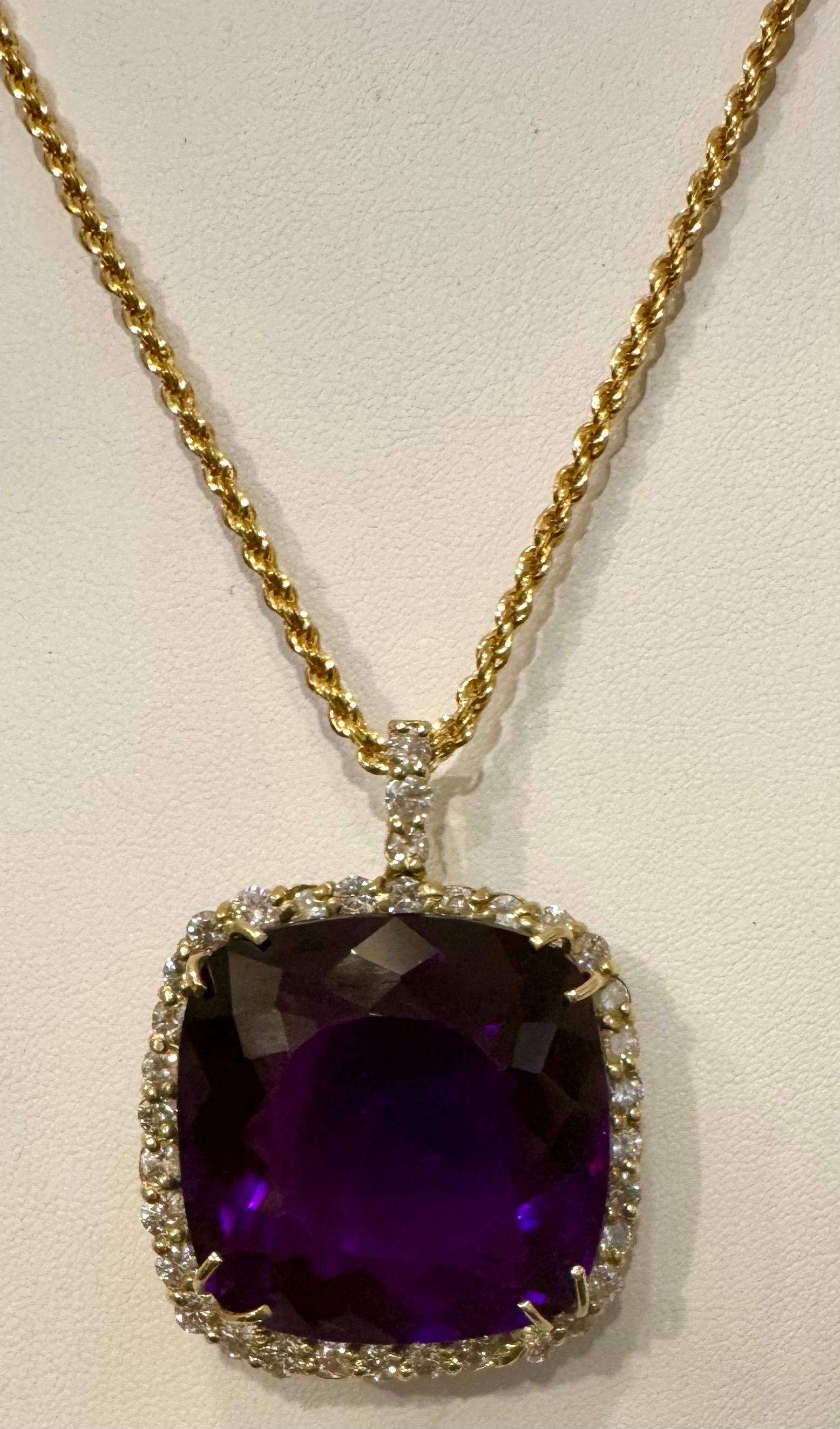 Women's 110Ct  Cushion Amethyst & 5 Ct Diamond Pendant Necklace 14 K Yellow Gold + Chain For Sale