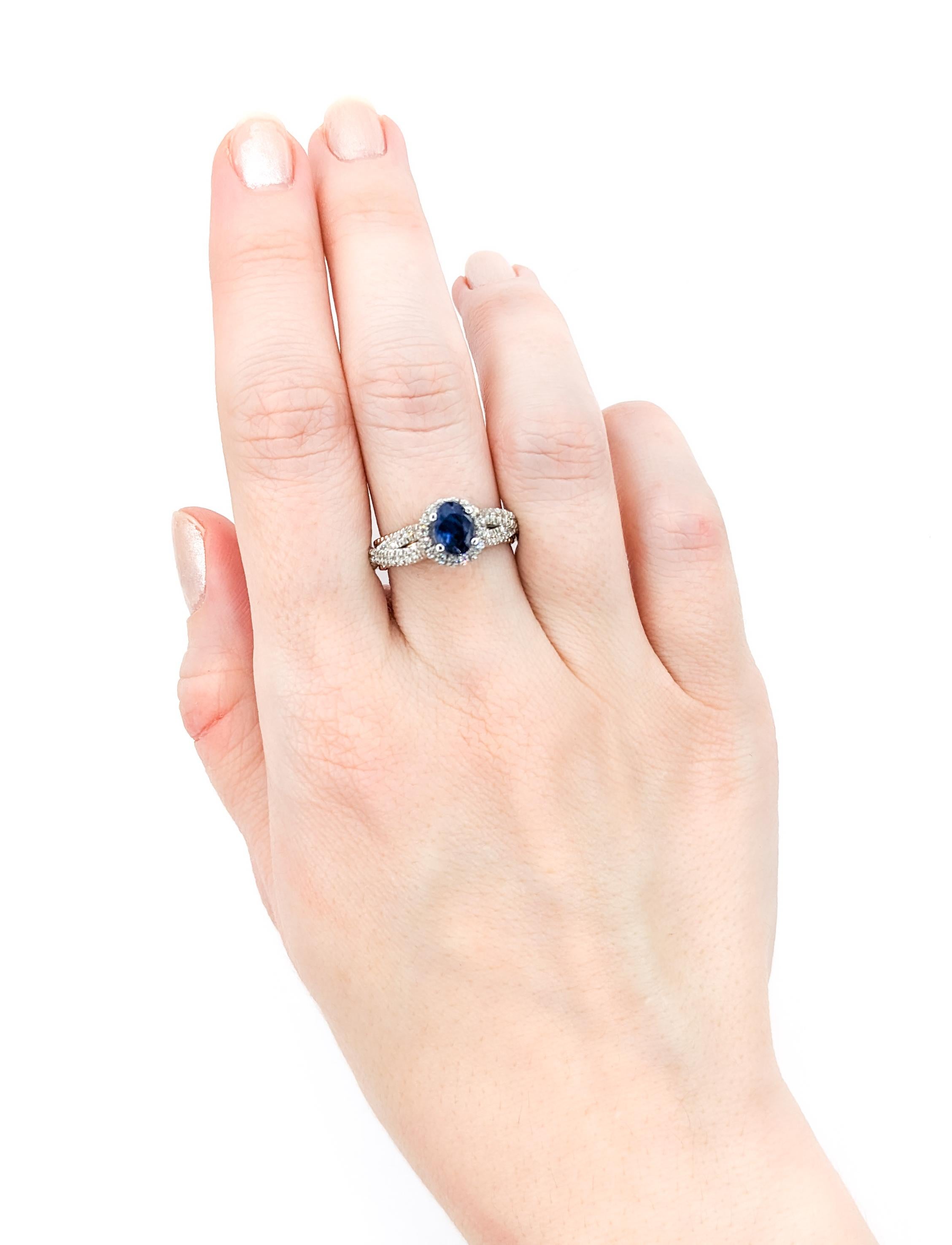 Contemporary 1.10ct Deep Blue sapphire & Diamond Ring In Tow-Tone Gold For Sale