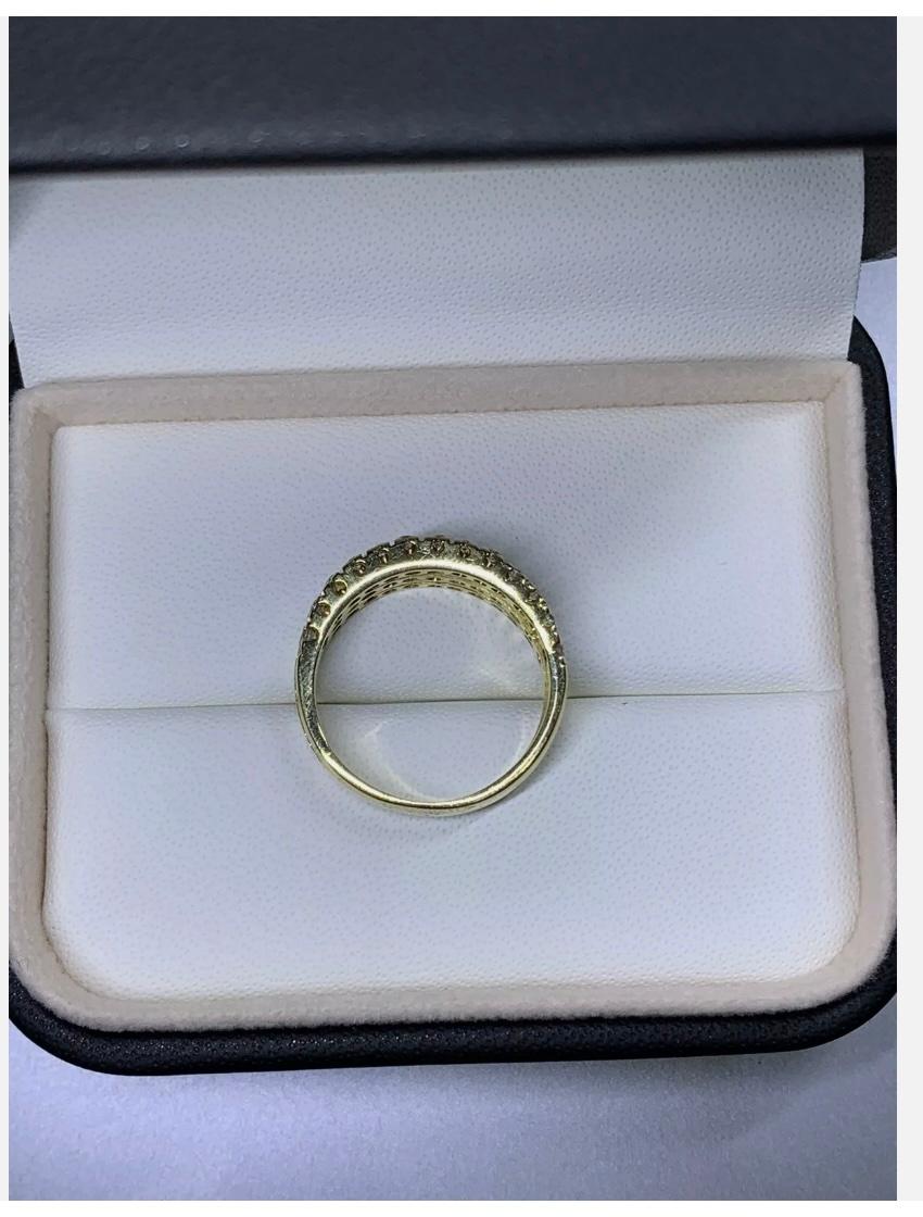 1.10ct Diamond Chunky Solitaire Engagement Ring 18ct Yellow Gold 7.4g
1.10ct Diamond Ring Wide Engagement Ring 18ct Yellow Gold.

Three row round diamond engagement ring 18ct yellow gold.

Chunky diamond solitaire engagement ring in 18k yellow