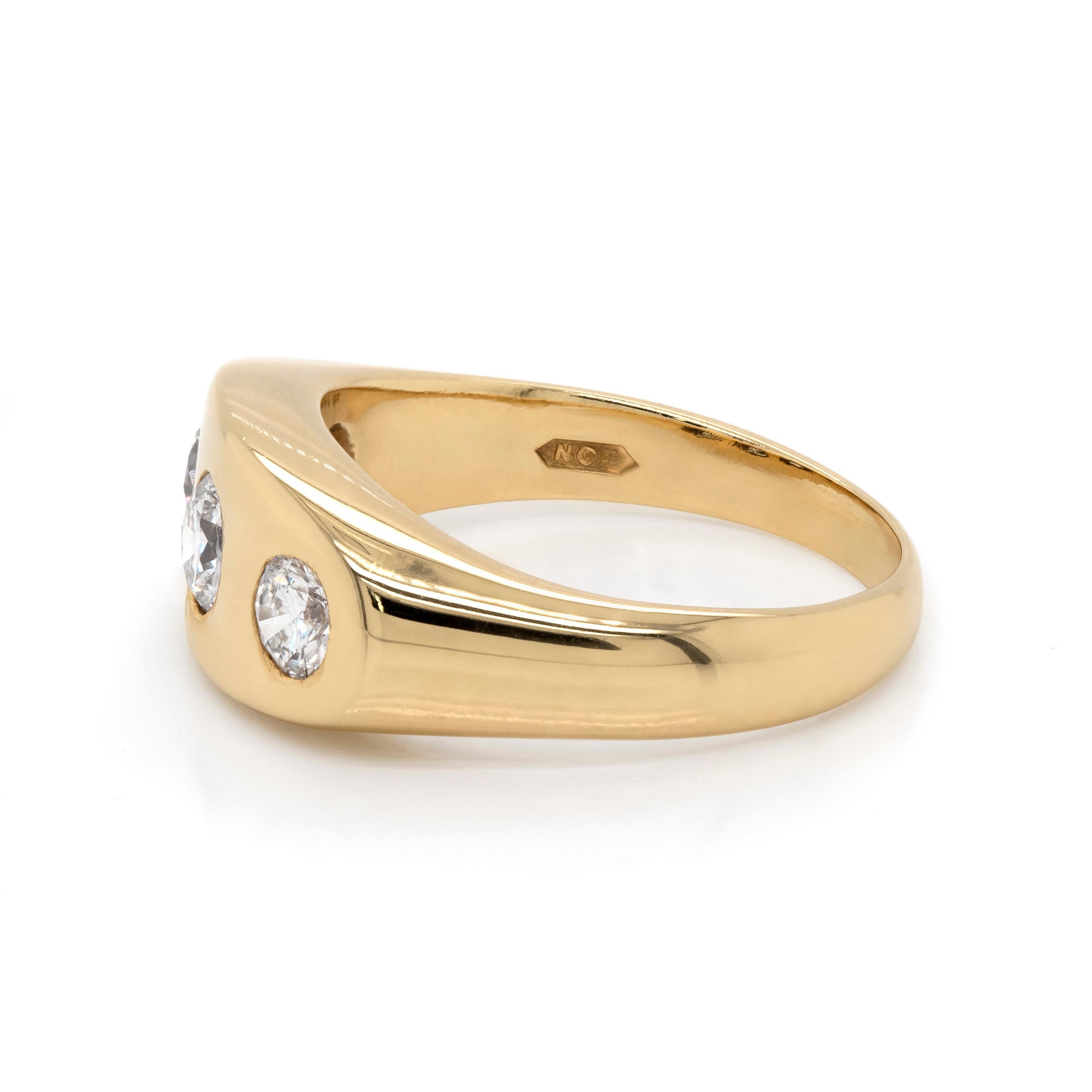 Modern 1.10ct Diamond Gents 18 Carat Yellow Gold Three-Stone 'Gypsy' Ring
