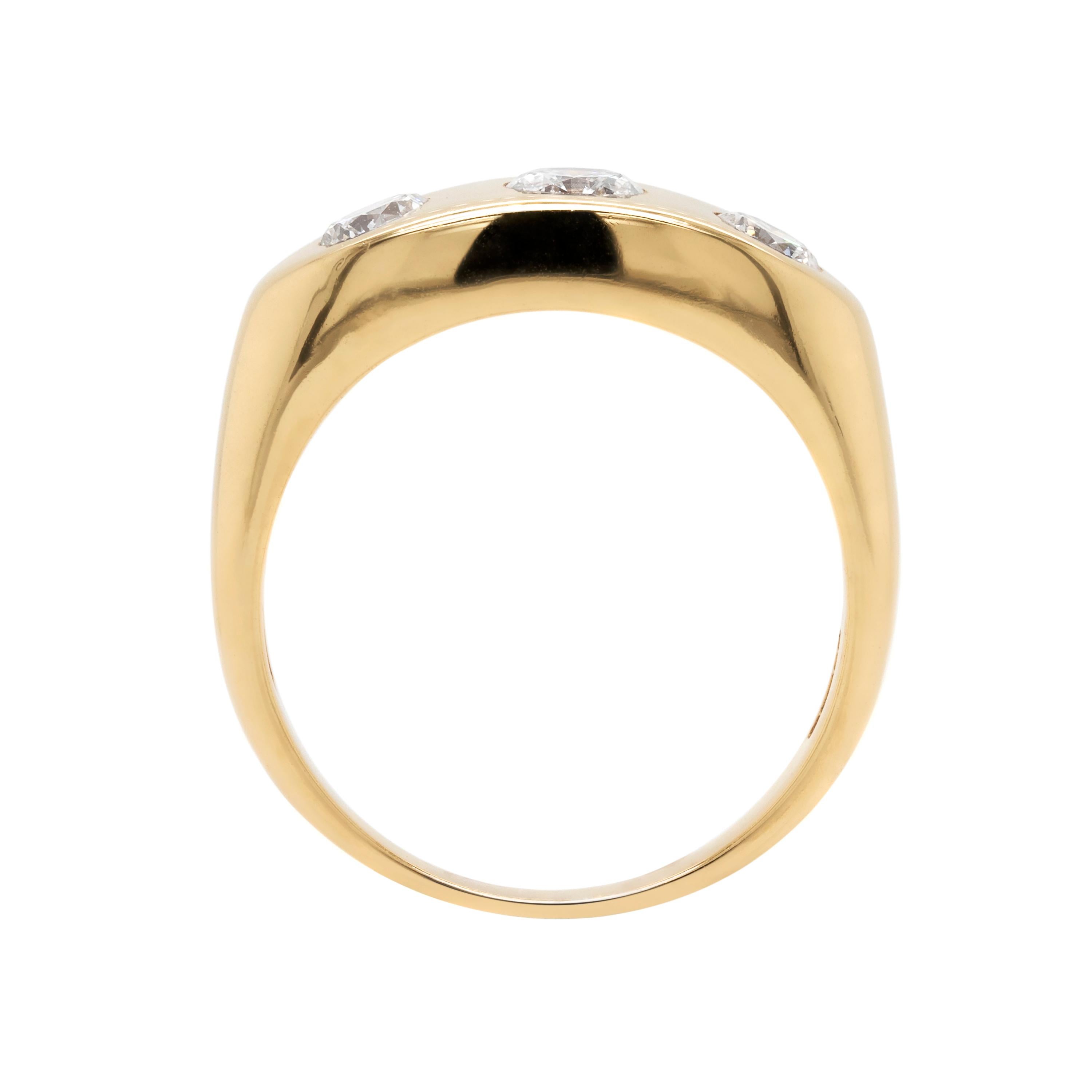 Brilliant Cut 1.10ct Diamond Gents 18 Carat Yellow Gold Three-Stone 'Gypsy' Ring