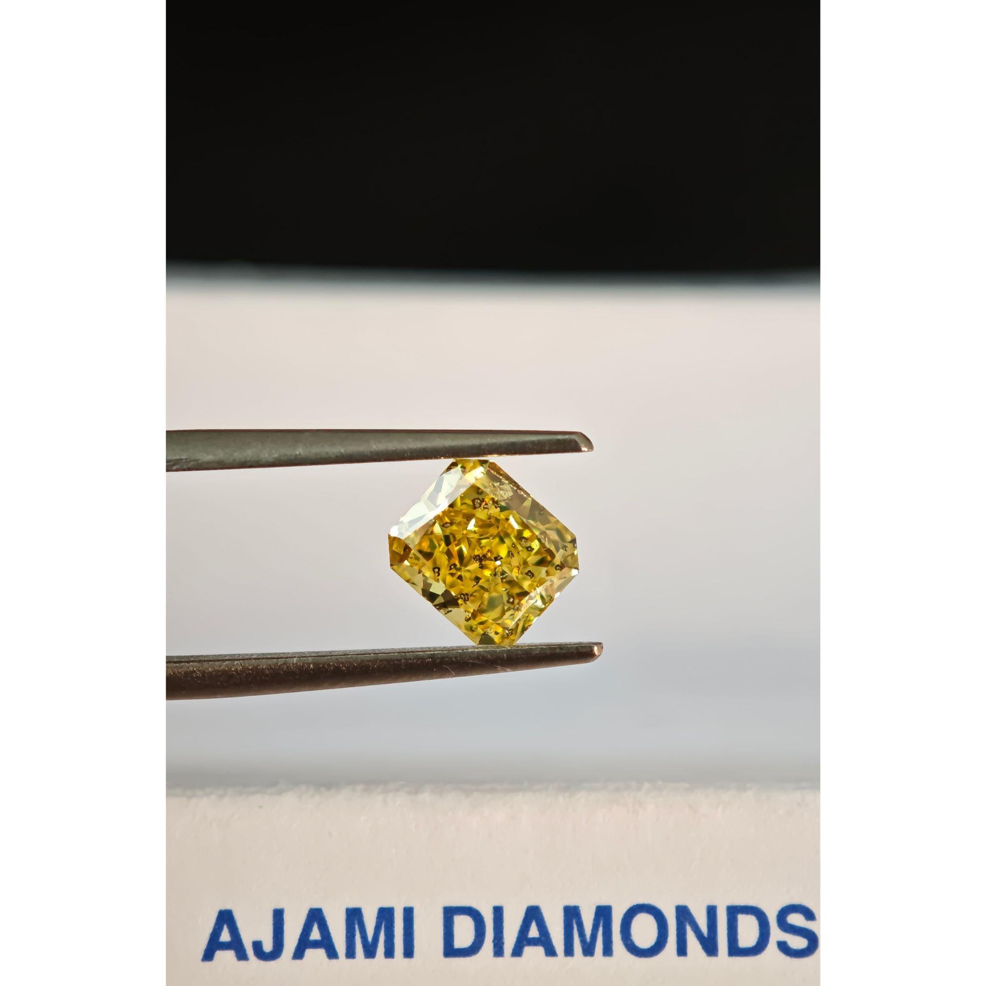 Diamant naturel de 1,10 carats de couleur jaune vif, taille radiant, certifié GIA, haute joaillerie Unisexe en vente