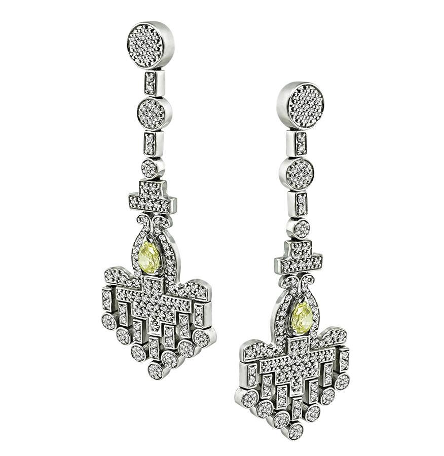 Round Cut 1.10ct Fancy Yellow Diamond 3.00ct Diamond Chandelier Earrings For Sale