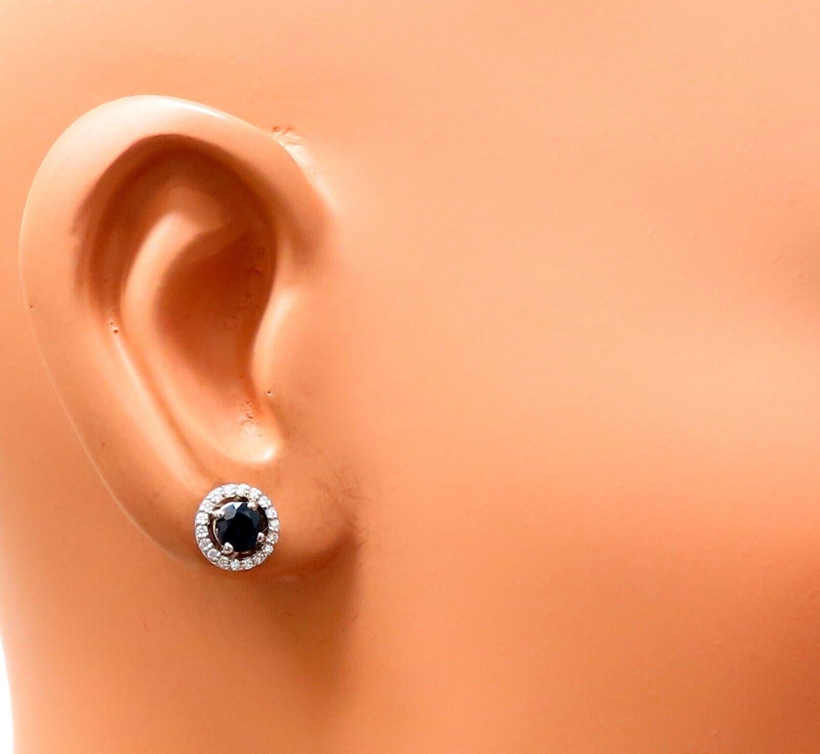 1.10ct Natural Sapphire Diamonds Cluster Earrings 14 Karat Gold In New Condition For Sale In New York, NY