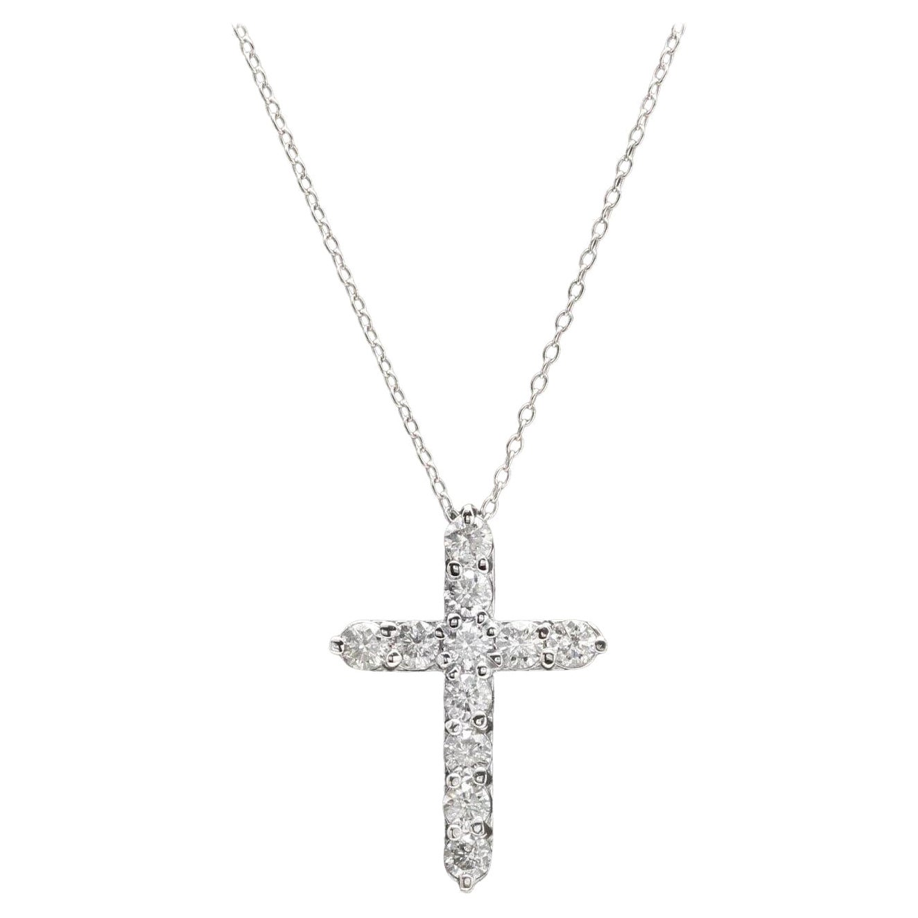 Collana con ciondolo a croce di diamanti in oro bianco massiccio 14K da 1,10 carati