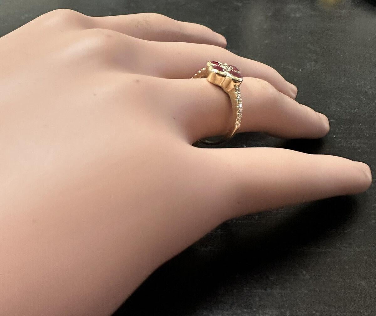 1,10 Karat atemberaubender natürlicher Rubin & Diamant 14K massivem Gelbgold Ring im Angebot 2
