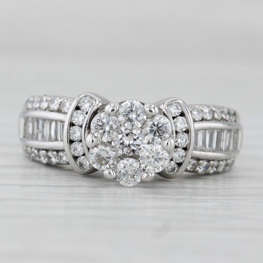 Bague de fiançailles en or blanc 14 carats avec diamant rond de 1,10 carat, taille 5,5 Bon état - En vente à McLeansville, NC