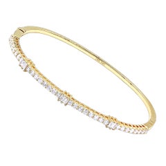 Ladie's Gorgeous 1.11 Carat 14 Karat Yellow Gold Diamond Bangle Bracelet 