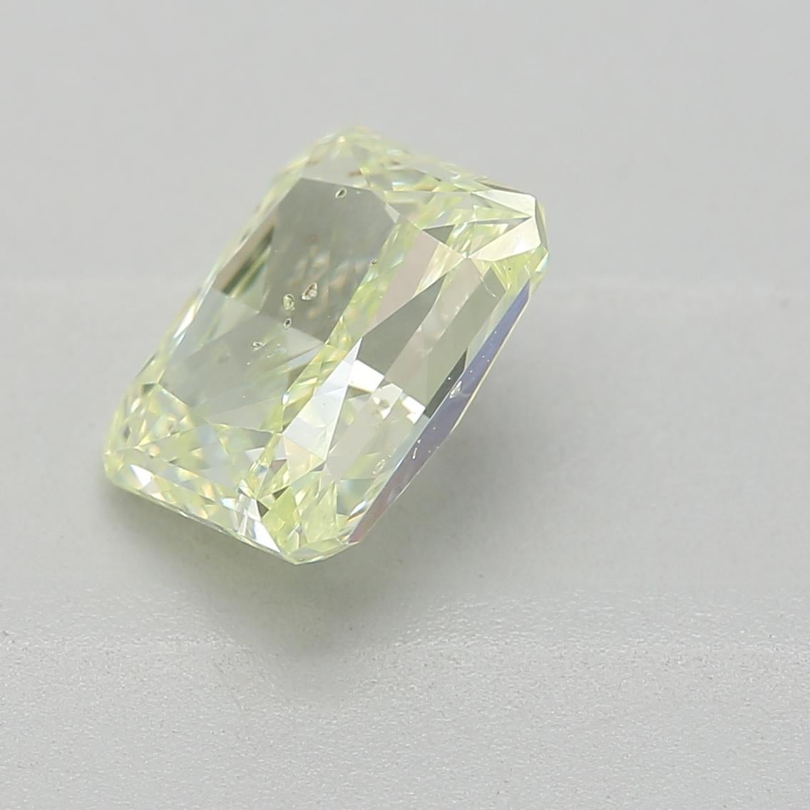 *100% NATURAL FANCY COLOUR DIAMOND*

✪ Diamond Details ✪

➛ Shape: Radiant
➛ Colour Grade: Fancy Yellow Green 
➛ Carat: 1.11
➛ Clarity: SI2
➛ GIA Certified 

^FEATURES OF THE DIAMOND^

This 1.11 carat diamond refers to the weight of the diamond.