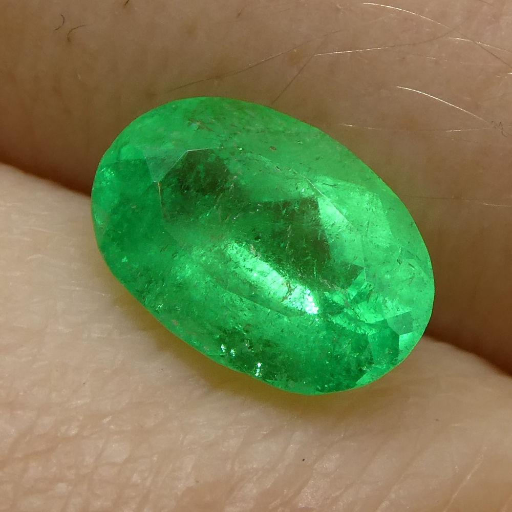 1.11 Karat ovaler Smaragd GIA zertifiziert kolumbianischer F1 / Minor (Brillantschliff) im Angebot