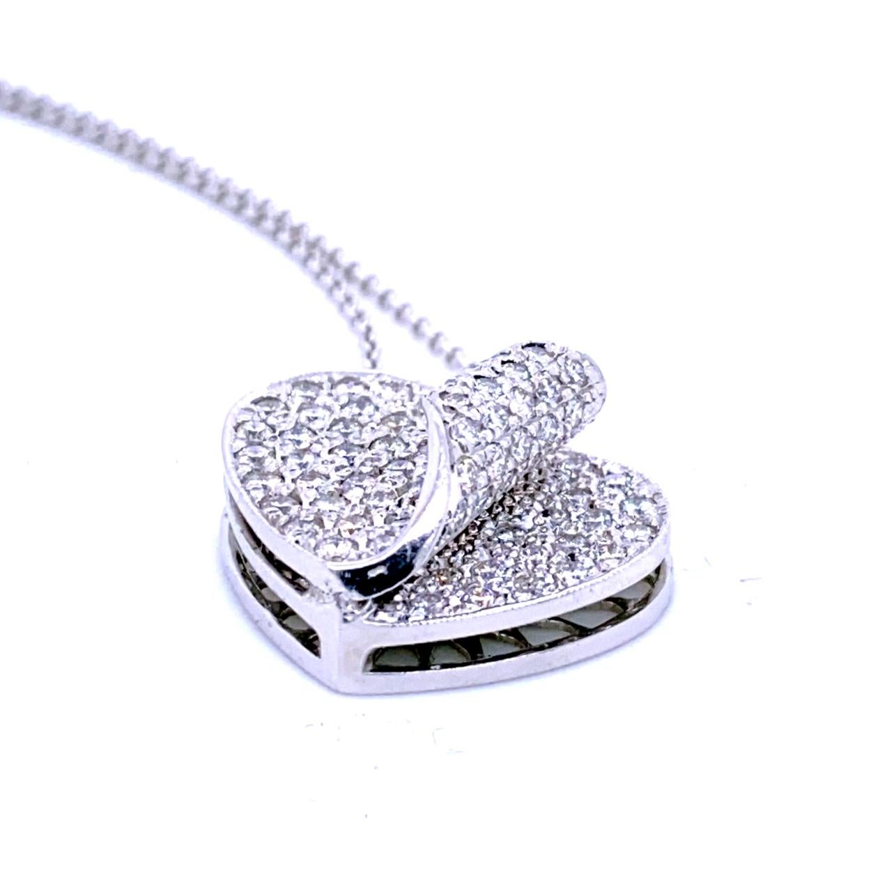 Round Cut 1.11 Carat Pave Set Diamond 14 Karat Gold Heart Pendant Necklace For Sale
