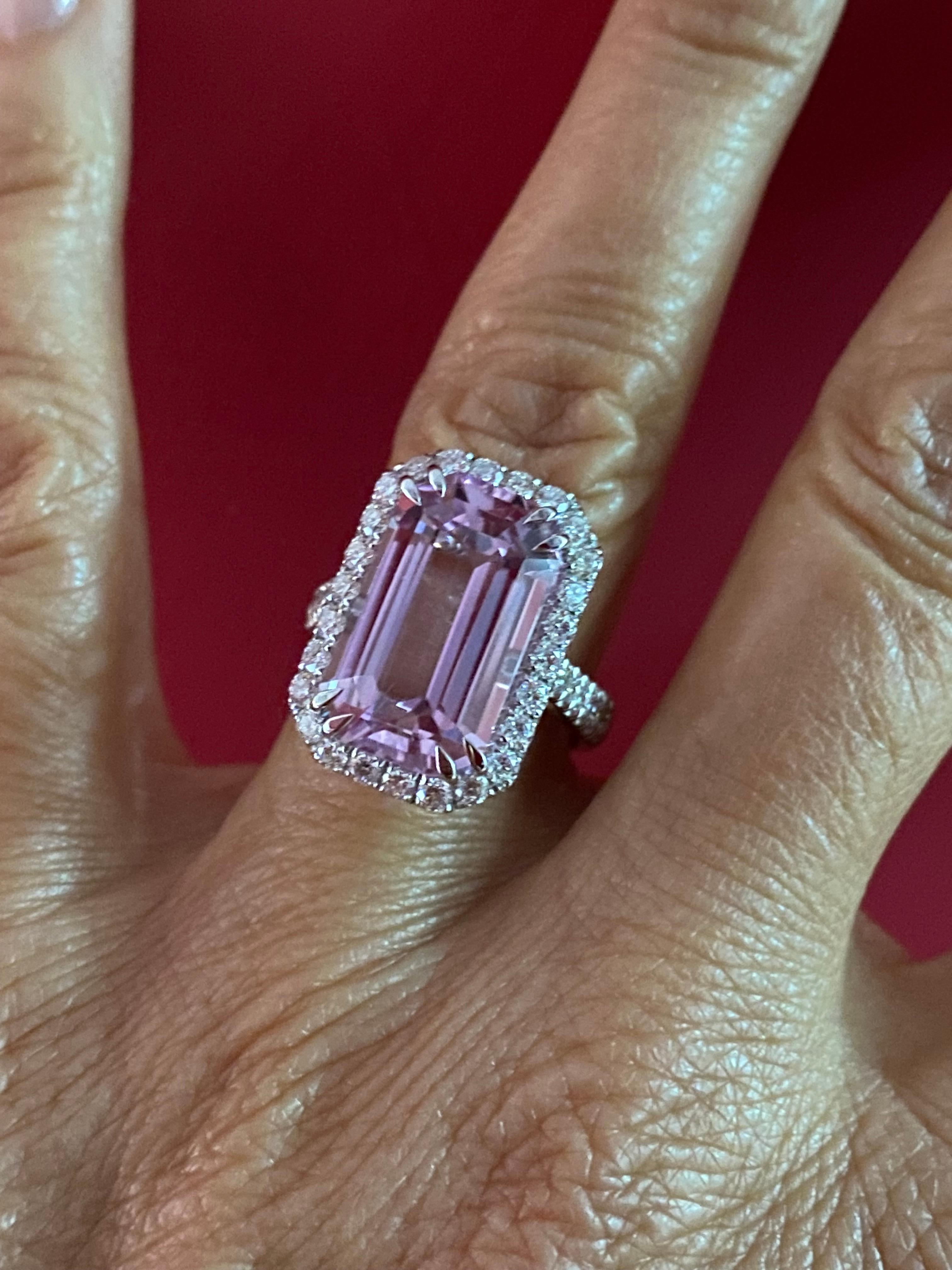 Octagon Cut 11.12 Kt  Kunzite Diamonds 18k White Gold Made in Italy  Ring For Sale